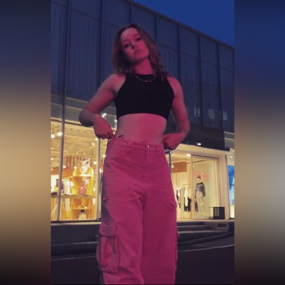 pink wide leg cargo pants